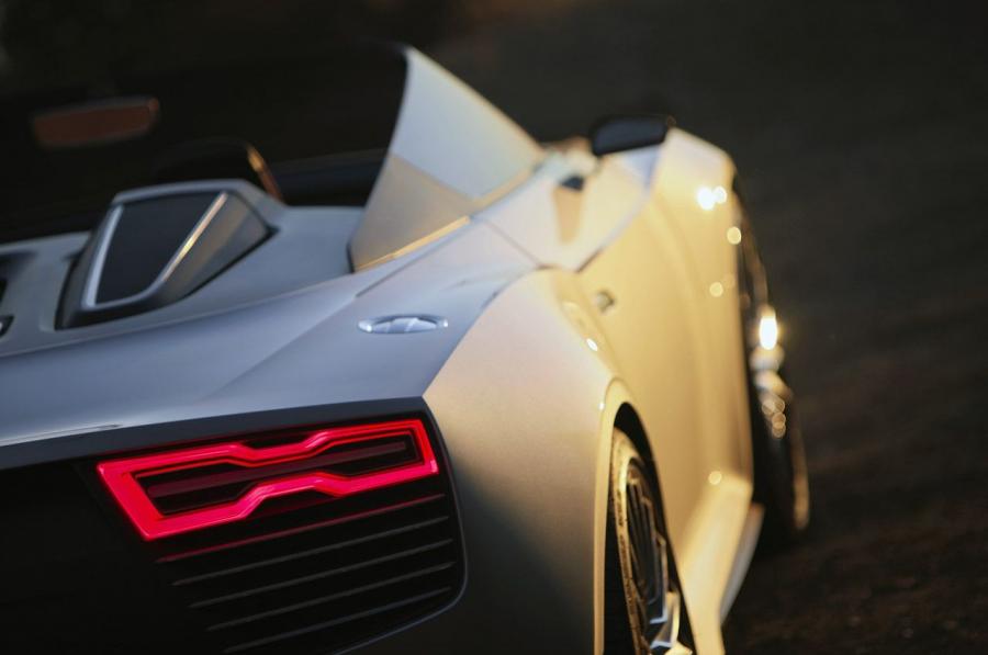 Детали экстерьера Audi e-Tron Spyder Concept 2010 года  (фото 63 из 105)